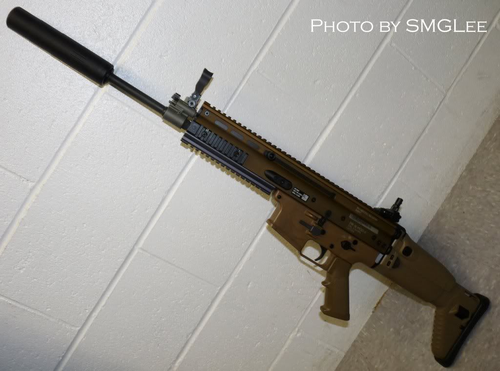 Entramos en la «armeria» de los Navy SEALs Fauerzaesp